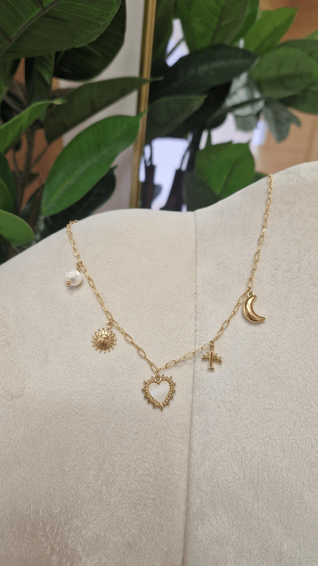 Collier Cosmo love