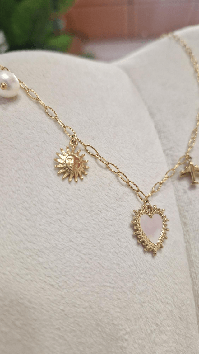 Collier Cosmo love
