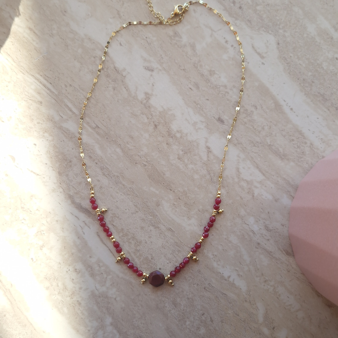 Collier Isée Bordeaux