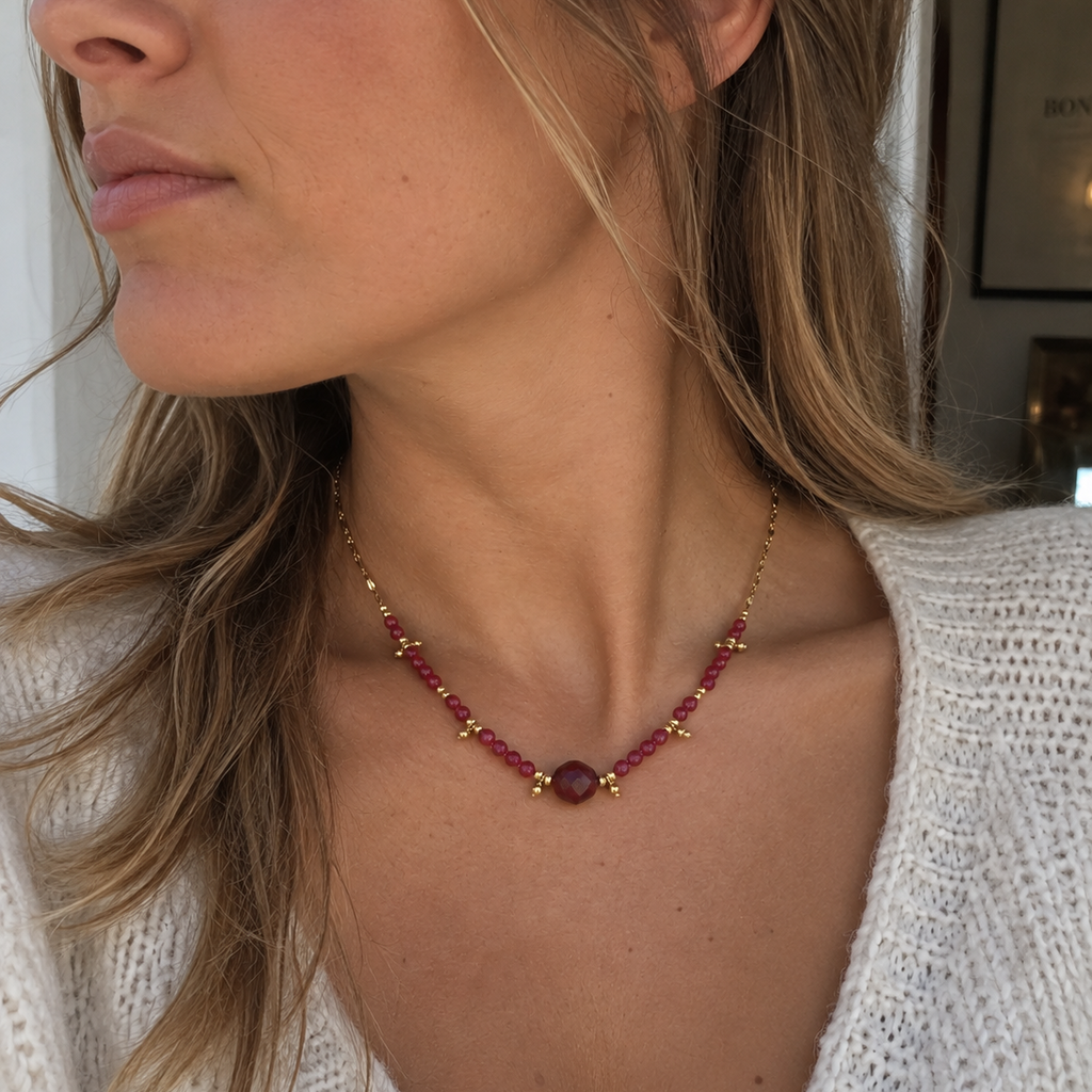 Collier Isée Bordeaux