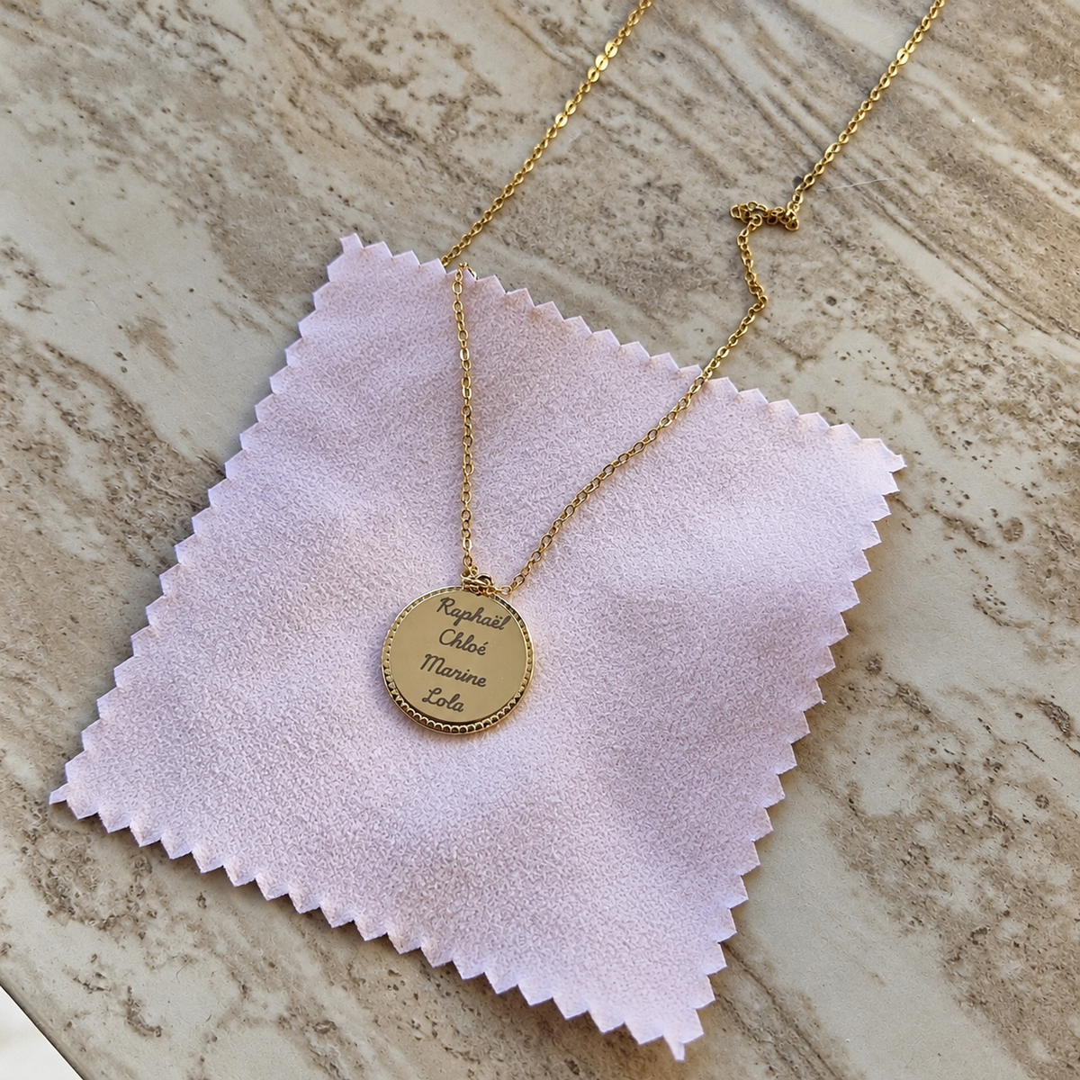 Collier médaillon rond à graver