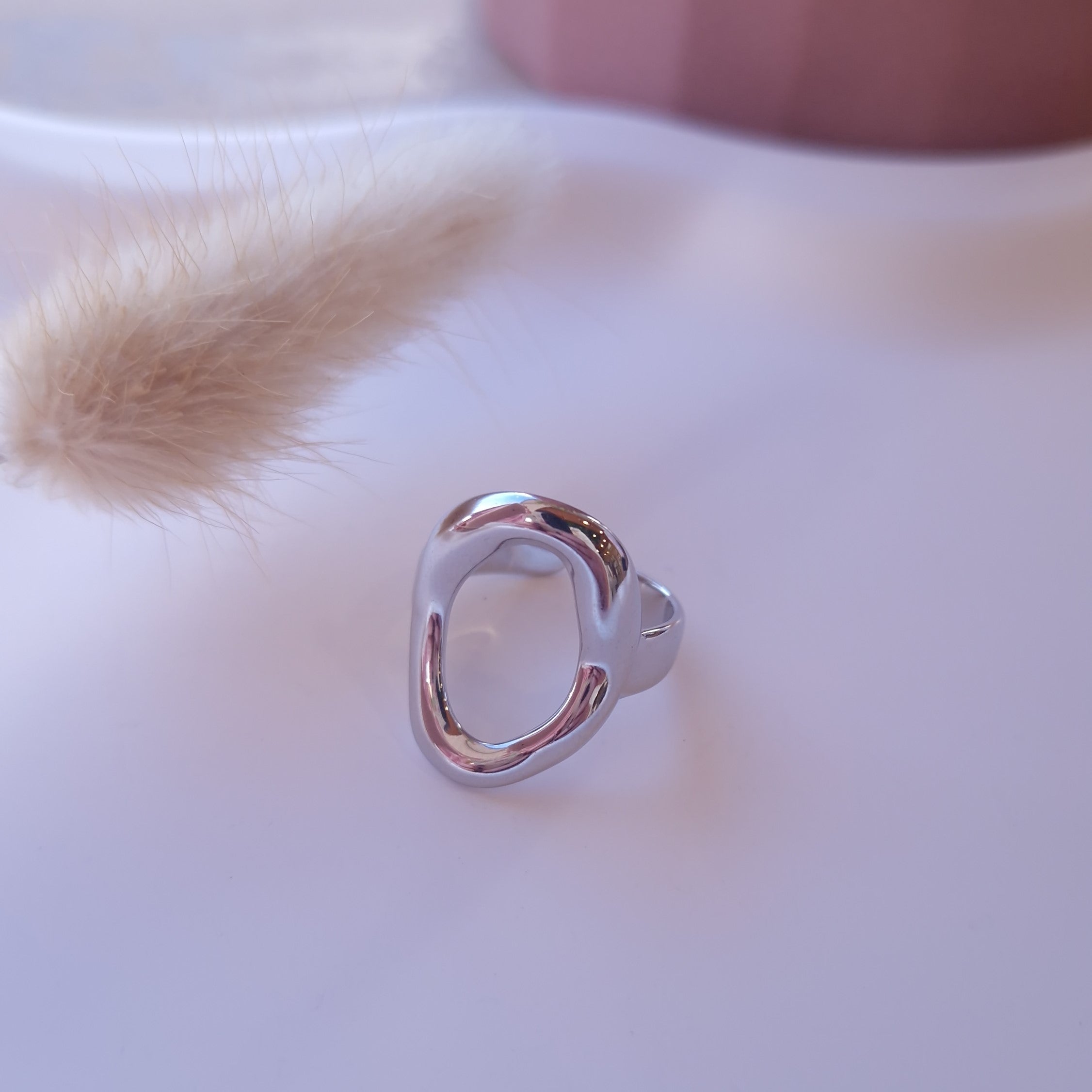 bague design oval acier inoxydable femme tendance 2026