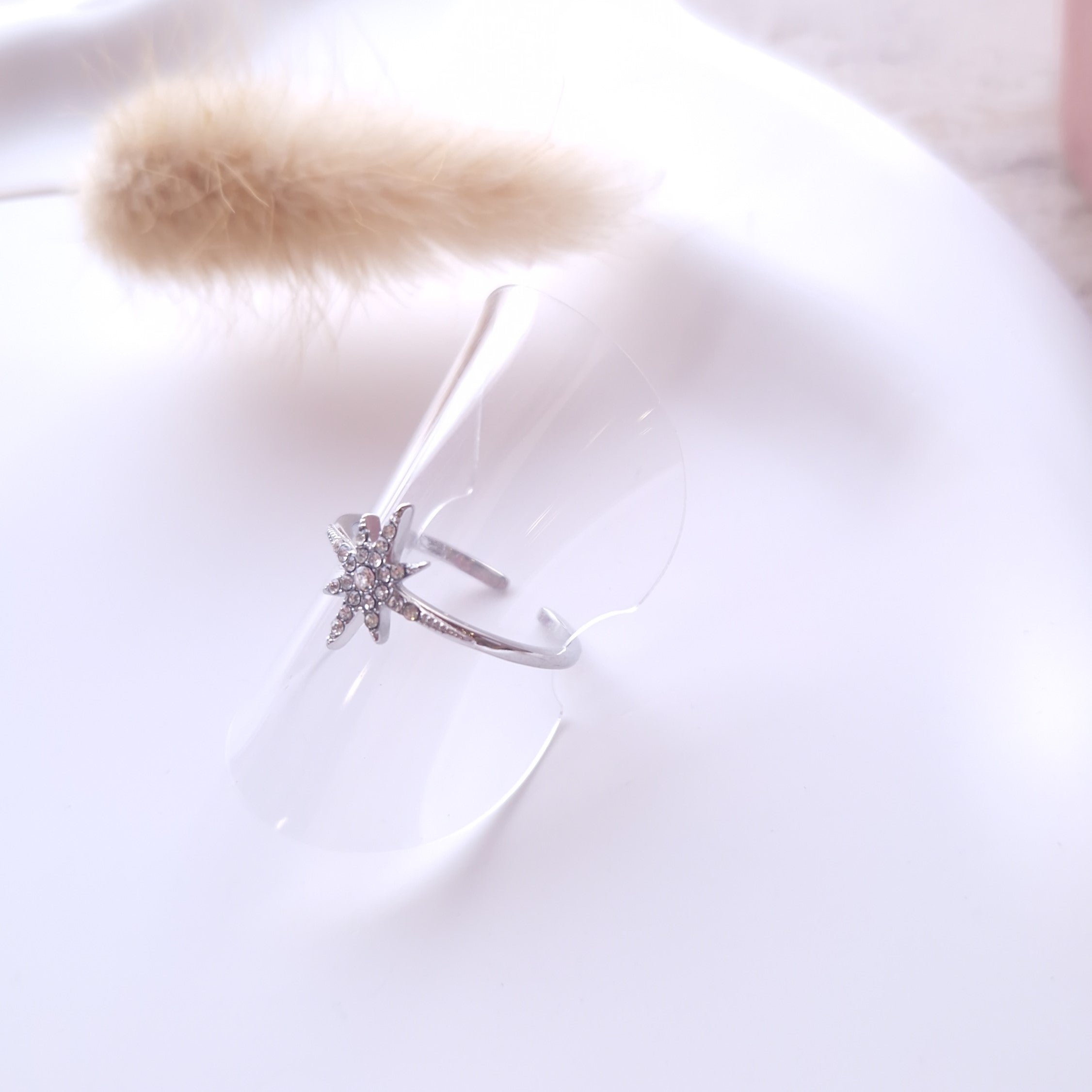 bague femme hypoallergénique bijou fin résistant à l'eau 
