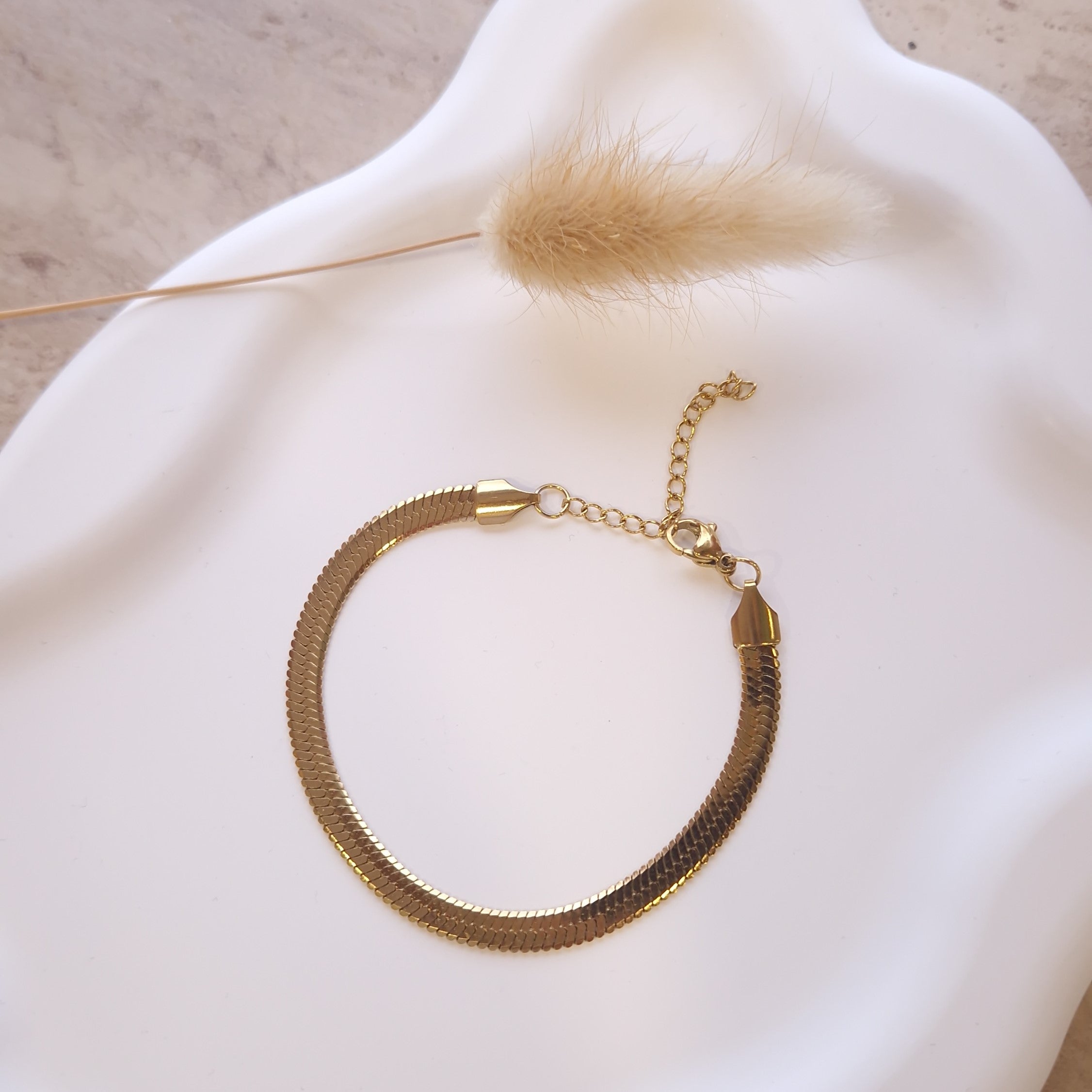 bracelet fin maille plate femme acier inoxydable