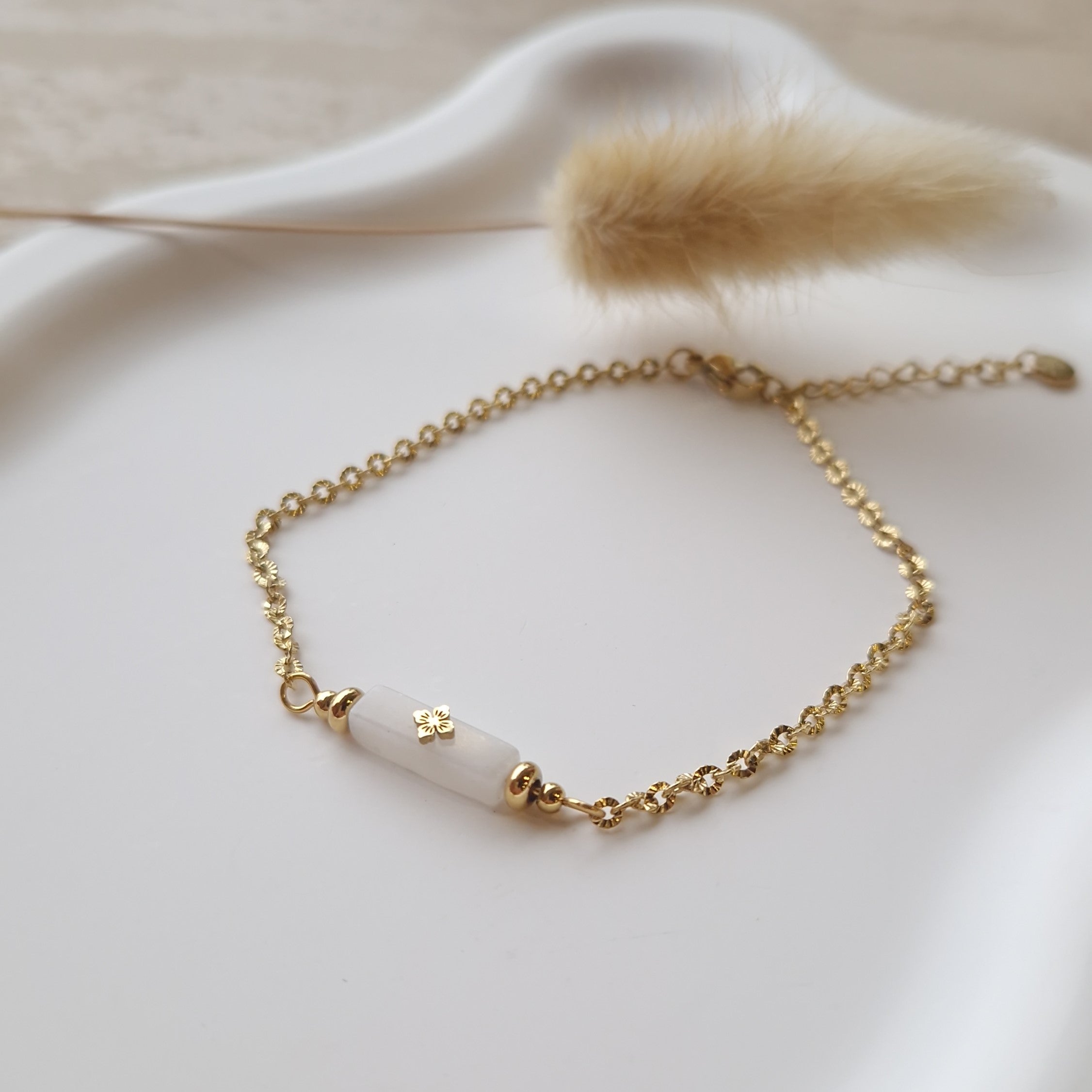 bracelet minimaliste été pierre blanche