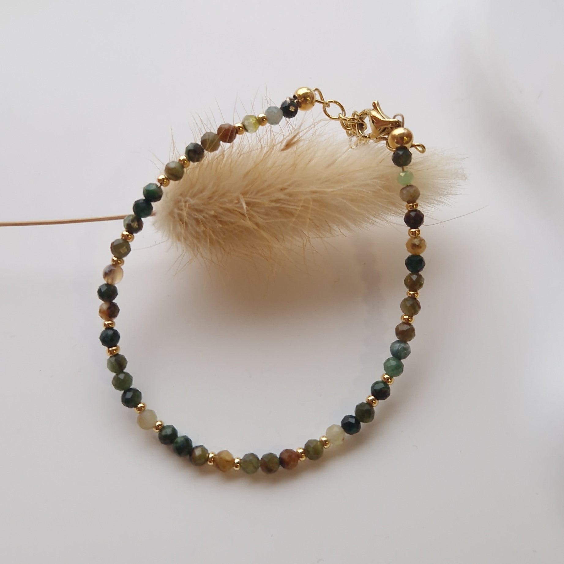 bracelet perles kaki et vert clair acier inoxydable femme