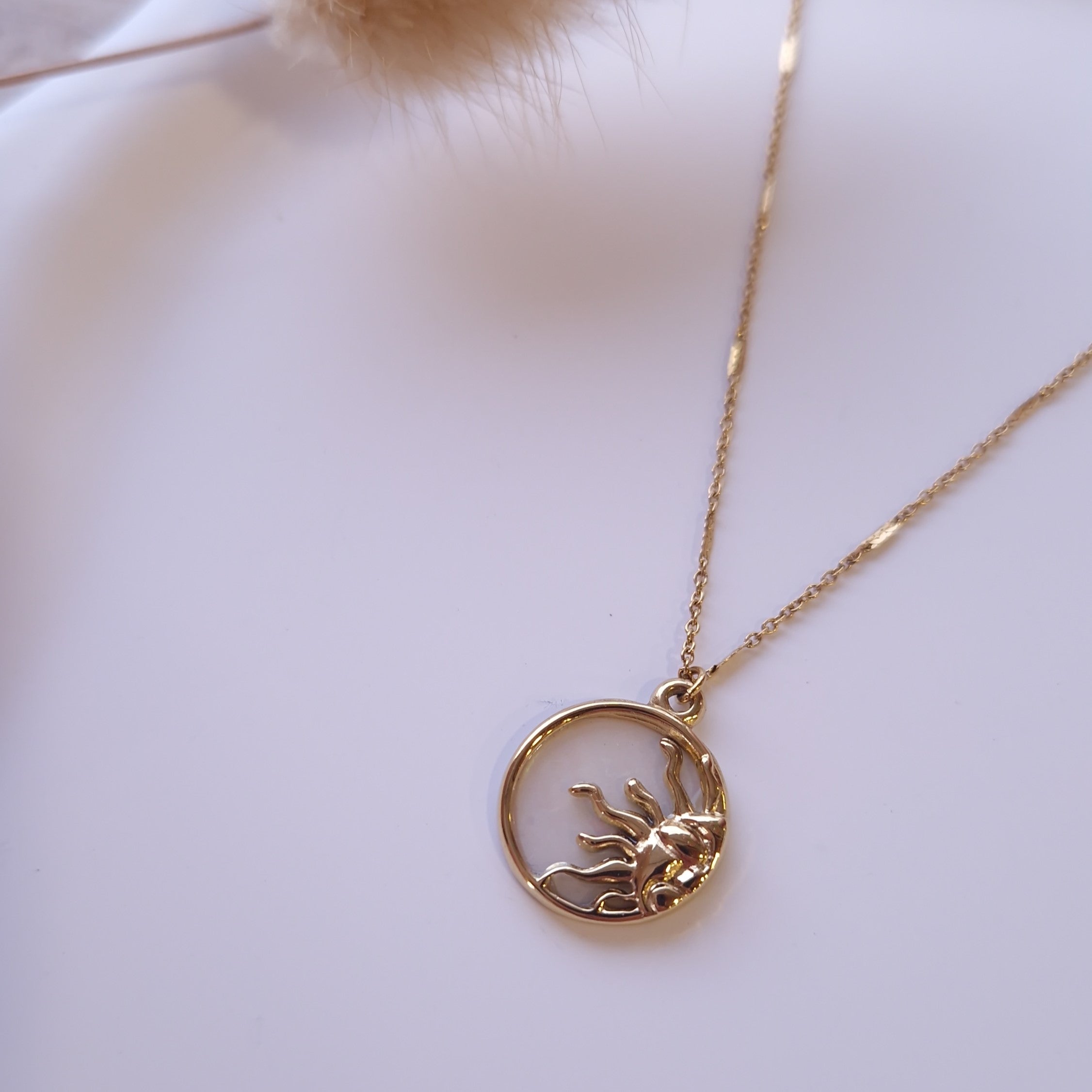 collier pendentif soleil femme doré acier inoxydable